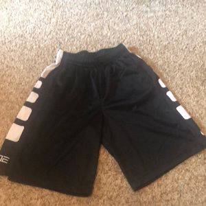 Nike black elite basketball shorts